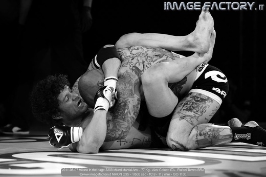 2011-05-07 Milano in the cage 3308 Mixed Martial Arts - 77 Kg - Alex Celotto ITA - Rafael Torres BRA